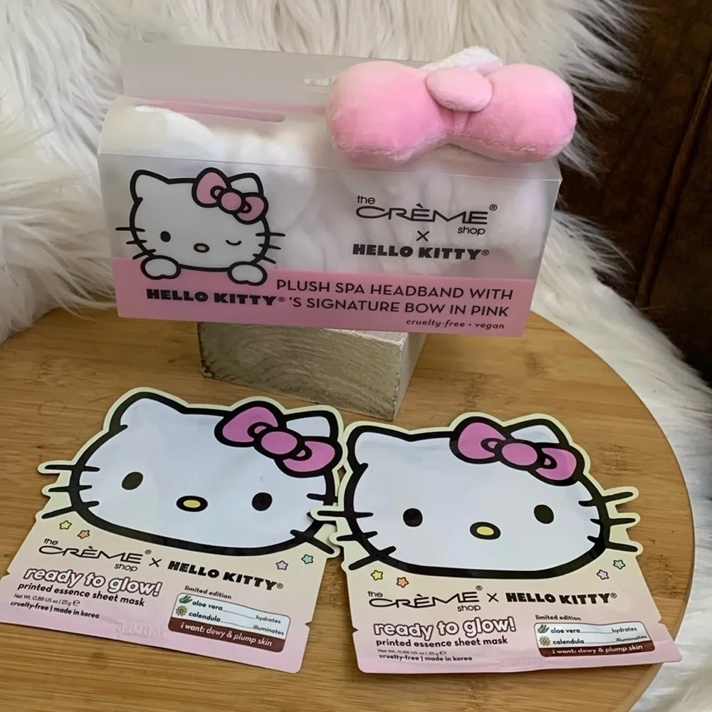 NIP Hello Kitty Spa 4 Piece Bundle 2 Masks Spa Bow Headband +Bag Charm Key Chain